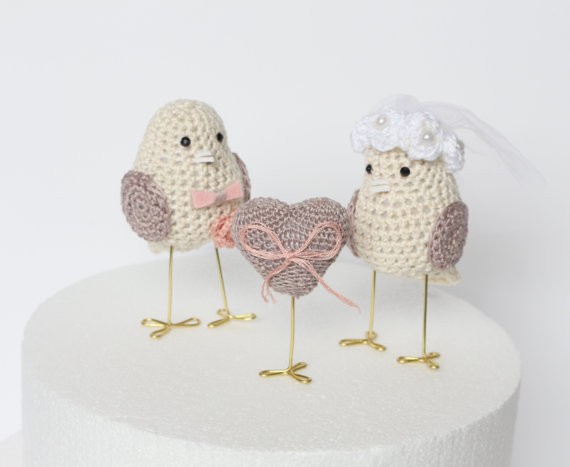 Bird Cake Topper Wedding Set | http://emmalinebride.com/2015-giveaway/bird-cake-topper-wedding/