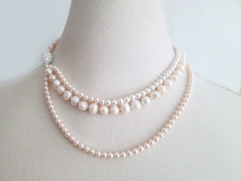 Ivory and Blush Pearl Necklace | https://emmalinebride.com/bride/blush-pearl-necklace/
