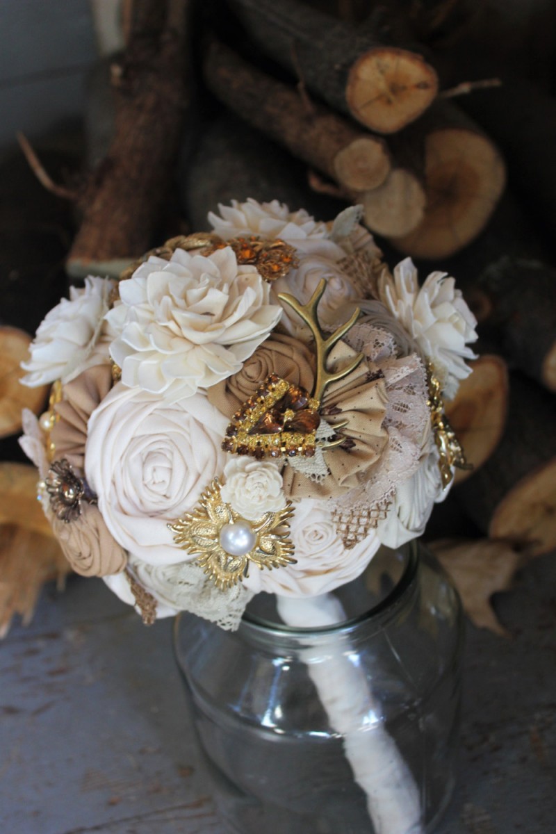 bouquet with antler