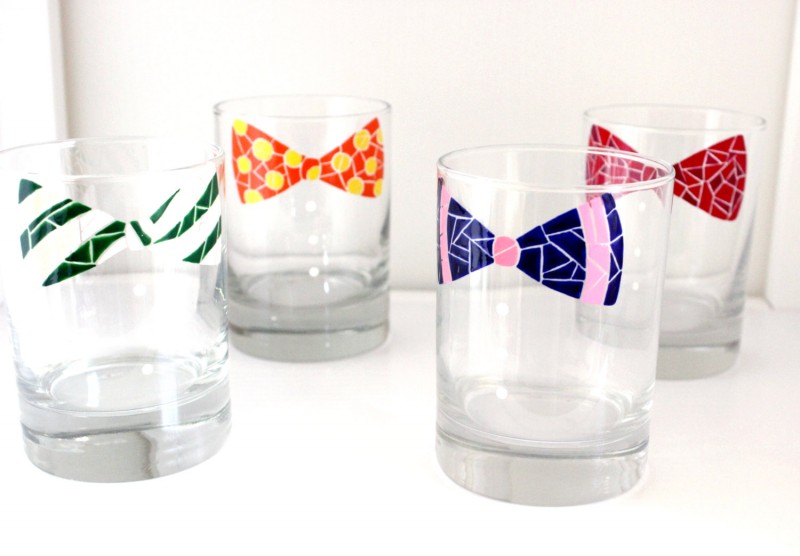 bow tie glassware via personalized glassware gifts | https://emmalinebride.com/bridesmaids/personalized-glassware-gifts/