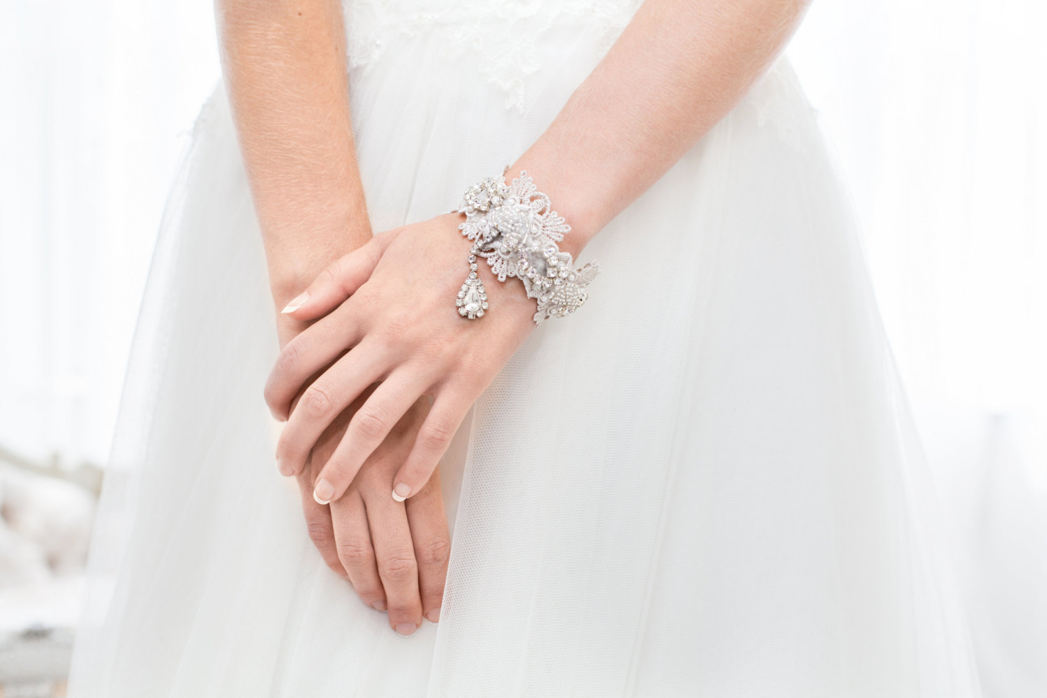 bridal bracelet rhinestone by cloe noel, photo by la candella weddings