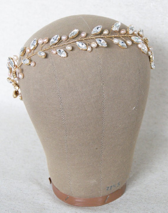 This rhinestone wedding crown is made with crystal and gold rhinestones and blush colored freshwater pearls. By Melinda Rose Design | http://emmalinebride.com/bride/rhinestone-wedding-crown/