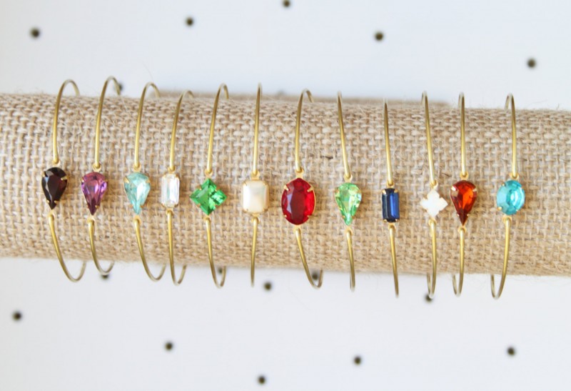 bridesmaid birthstone bracelet | https://emmalinebride.com/gifts/bridesmaid-bangle-bracelets/ 