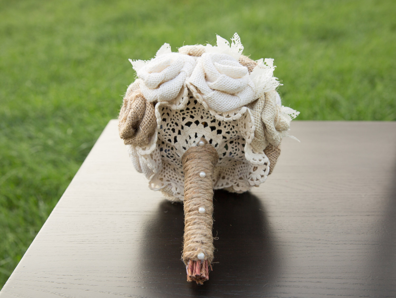 burlap bouquet vintage lace - 9 Romantically Vintage Wedding Accessory Ideas