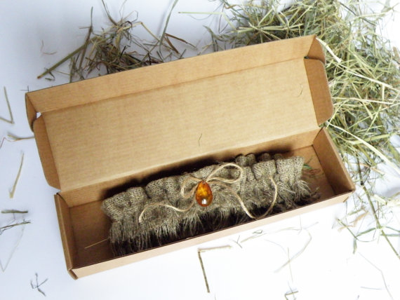 burlap linen amber stone garter via Where to Measure for a Garter from EmmalineBride.com