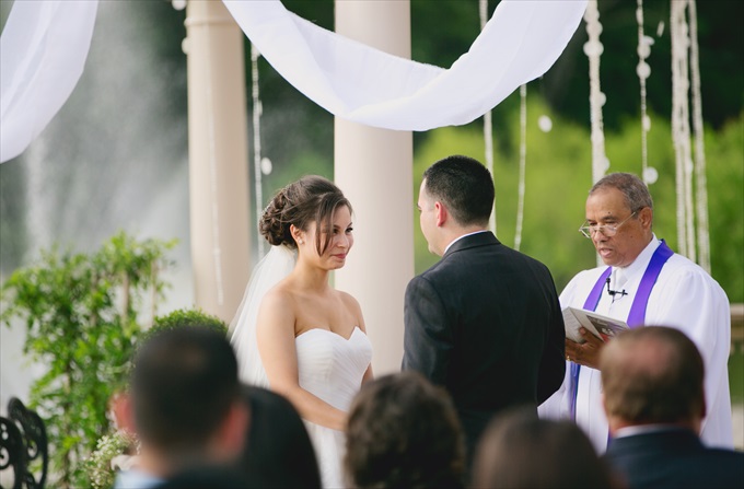 Real Wedding: Morais Vineyard | Michelle and Carlos | Photo: Misty Rodda, Event Planner: BodaMaestra | http://wp.me/p1g0if-x15