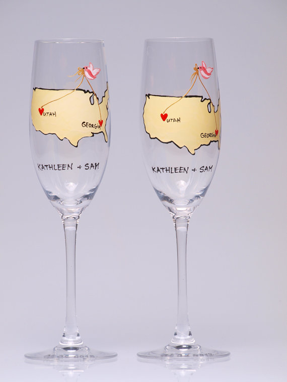 champagne flutes via 25 State Ideas That Will Make Your Big Day More Awesome