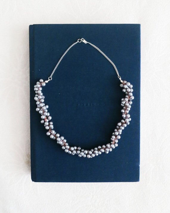 Chunky Pearl Wedding Necklaces (by Sukran Kirtis via EmmalineBride.com)