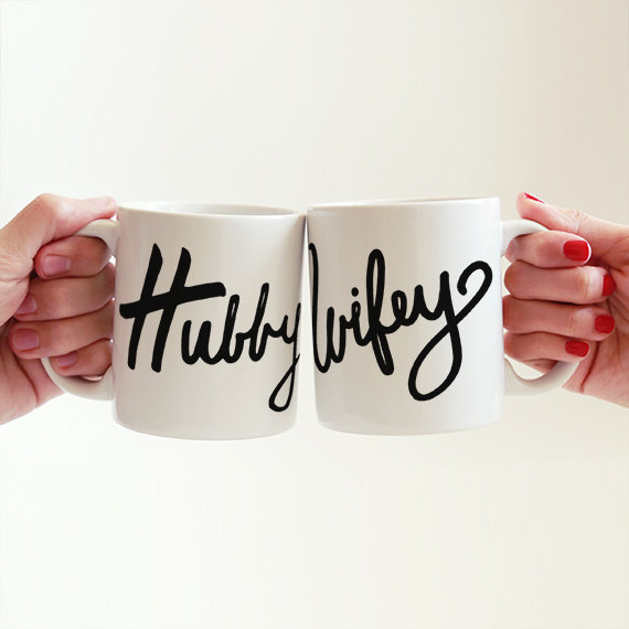 hubby + wifey mugs | personalized glassware gifts | http://emmalinebride.com/bridesmaids/personalized-glassware-gifts/