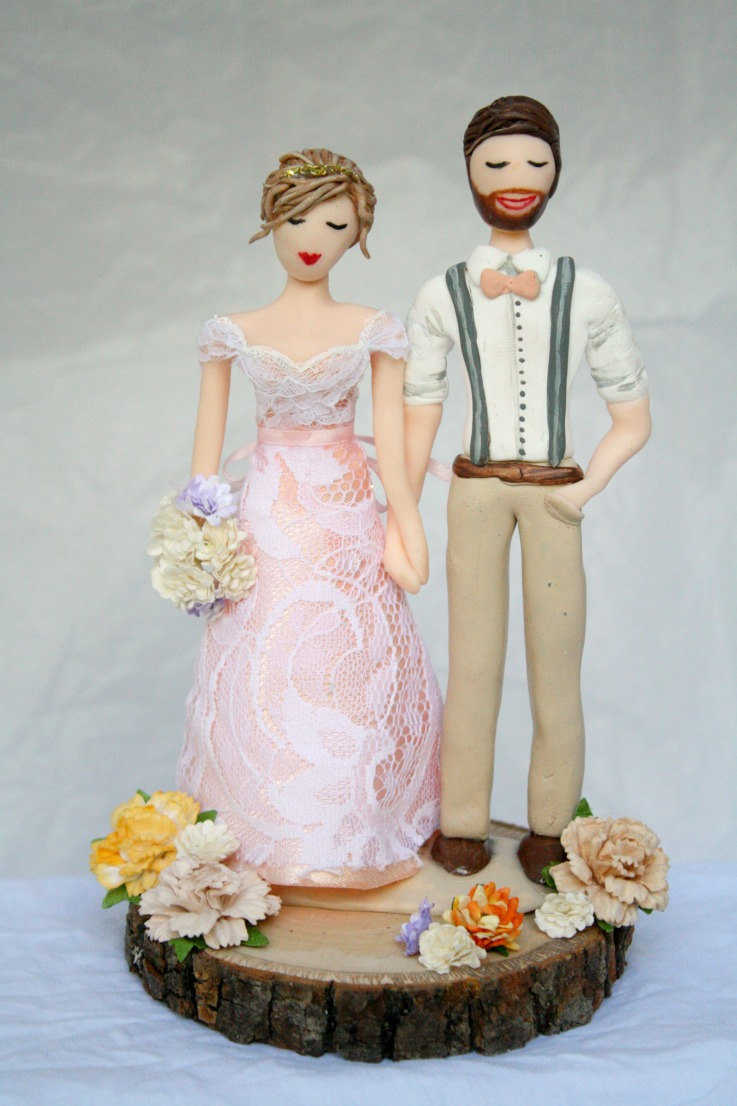 cute rustic cake topper by crimson muse | etsy boho weddings | https://emmalinebride.com/bohemian/etsy-boho-weddings/
