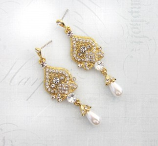 bridal chandelier earrings with pearls