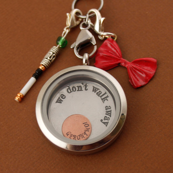 dr who eleventh doctor | Offbeat Wedding Theme:  Floating Lockets