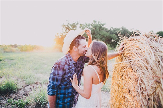 20 Best Engagement Photo Ideas (photo by Justin Battenfield)