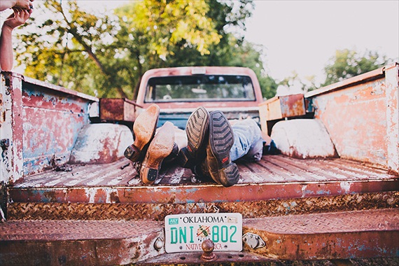 20 Best Engagement Photo Ideas: The Pickup Truck (by Justin Battenfield)
