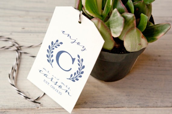 handmade wedding favor tags | via http://emmalinebride.com/favors/handmade-wedding-favor-tags/