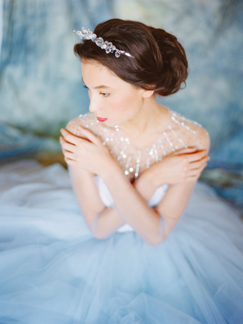 Fairytale Long Sleeve Dresses Winter Weddings (by Milamira Bridal, Photo: Ksenia Milushkina) | https://emmalinebride.com/bride/dresses-winter-weddings/