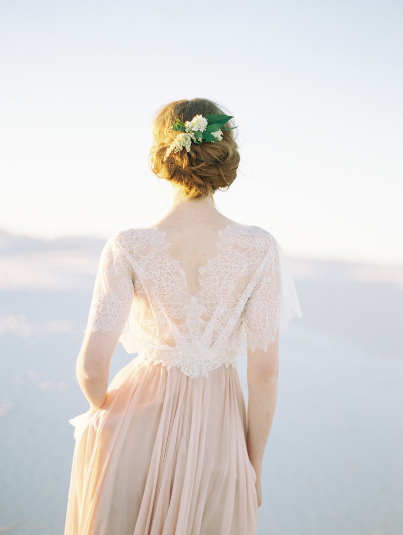 Bridal Cover Ups:  Lace style by sibo designs | photo: brumley and wells | https://emmalinebride.com/bride/wedding-cover-ups