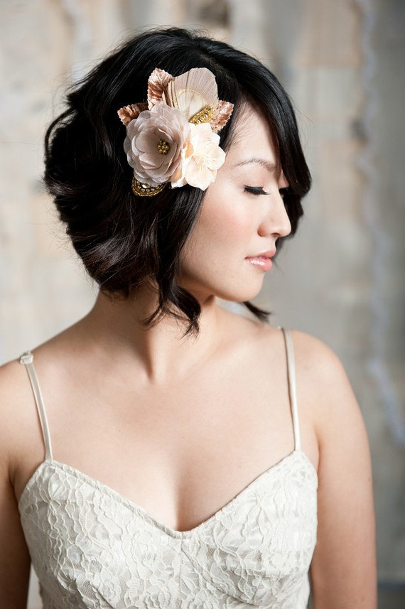 How to Rock a No Veil Wedding Look (via EmmalineBride.com) - Floral Fascinator by Tessa Kim, photo by Candice Benjamin