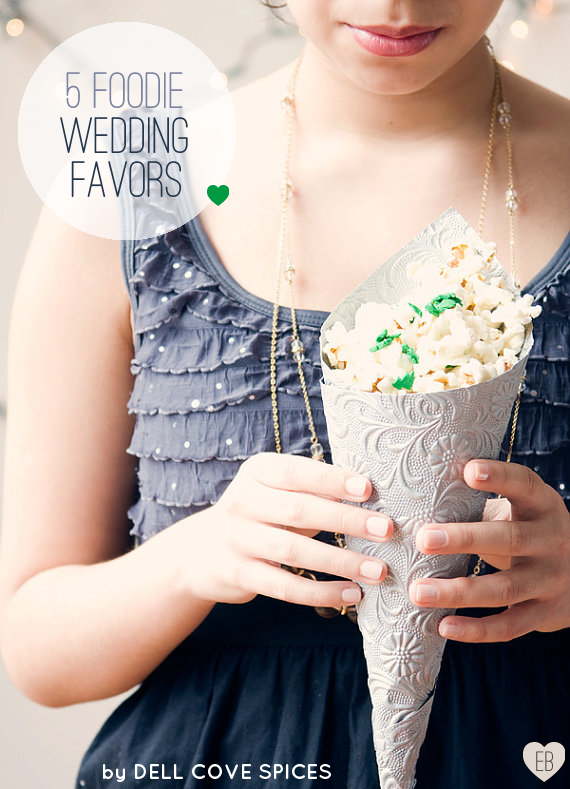 5 Foodie Wedding Favors (via EmmalineBride.com) - photo via Dell Cove Spice Co.