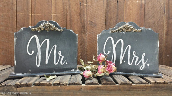 free standing chair signs | via bride and groom chair signs https://emmalinebride.com/decor/bride-and-groom-chairs/