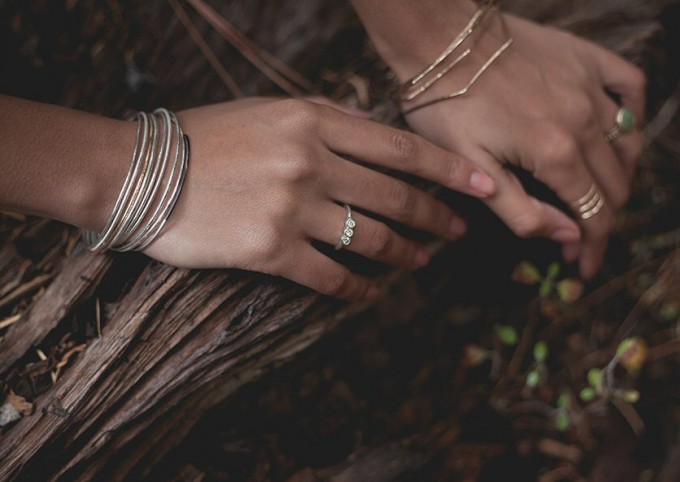 Bangle bracelets gold by Andrea Bonelli Jewelry | https://emmalinebride.com/2015-giveaway/bangle-bracelets-gold/