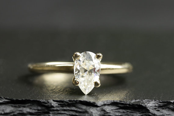 gold pear engagement ring | Engagement Rings Etsy | via https://emmalinebride.com/jewelry/40-best-handmade-rings-ever/ ‎