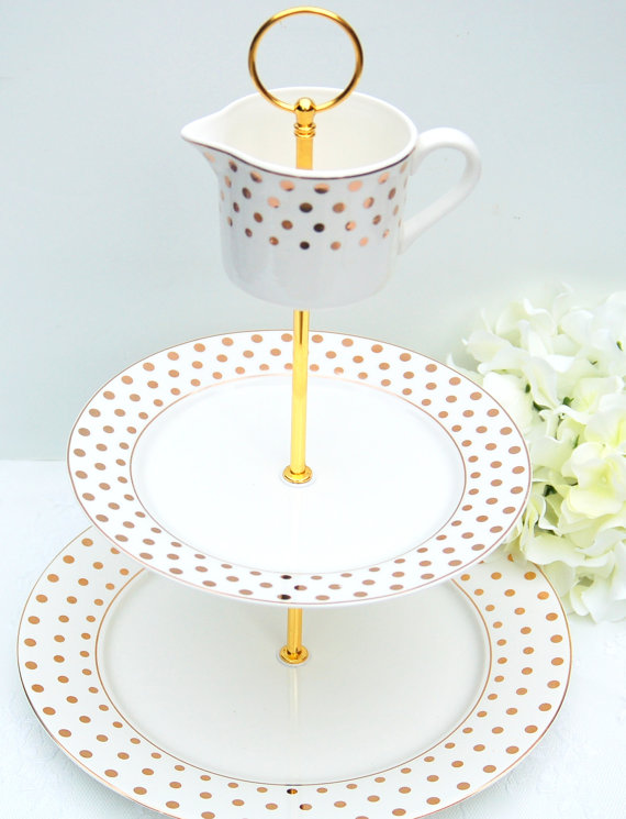 gold polka dot cake stand | via polka dot wedding ideas https://emmalinebride.com/themes/polka-dot-wedding-ideas-handmade/