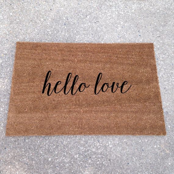 hello love doormat - custom doormats etsy collection from LoRustique | https://emmalinebride.com/gifts/custom-doormats-etsy/