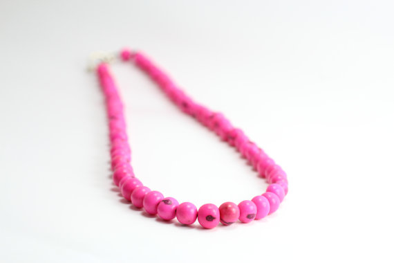 hot pink acai necklace vegan jewelry eco-friendly jewelry for bridesmiads