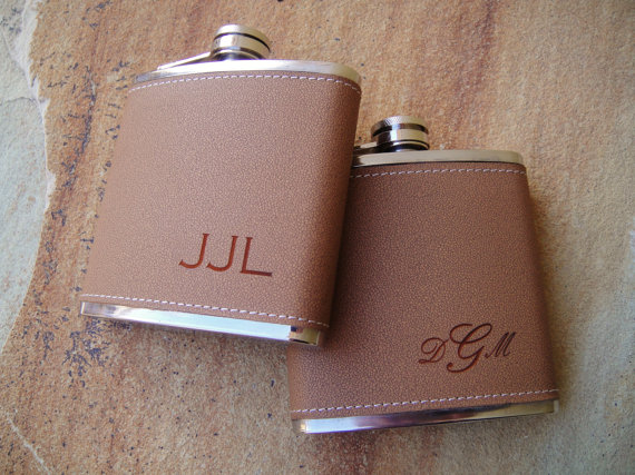 leather groomsmen flasks - Best Groomsmen Gifts