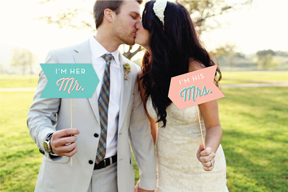 use prop signs (these signs are by liddabits, photo by kelsey lauren photography) for cards - writing thank you notes 