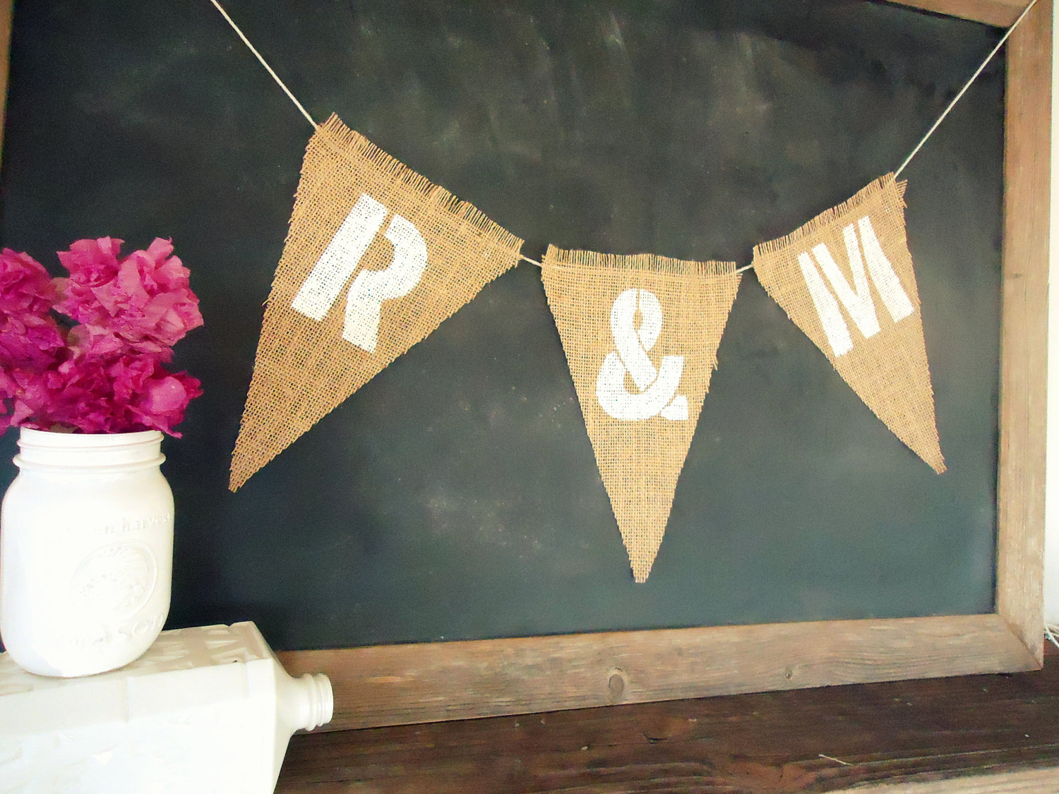 initials burlap wedding banner | 50 Best Burlap Wedding Ideas | via https://emmalinebride.com/decor/burlap-wedding-ideas/