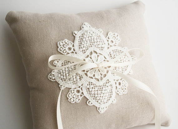 lace ring pillow chambery via 8 Chic Linen Ring Pillows