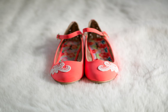 neon coral wedding flats by Walkin On Air | via 5 Tips to Make Wedding Flats Absolutely Easy to Wear https://emmalinebride.com/bride/tips-flats-wedding/