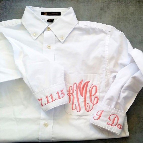 This monogrammed button down wedding shirt is one excellent option for getting ready before the wedding. It is easy to remove, so you won't mess up your hair and makeup | By Elegant Monograms | http://emmalinebride.com/bride/button-down-wedding-shirt/