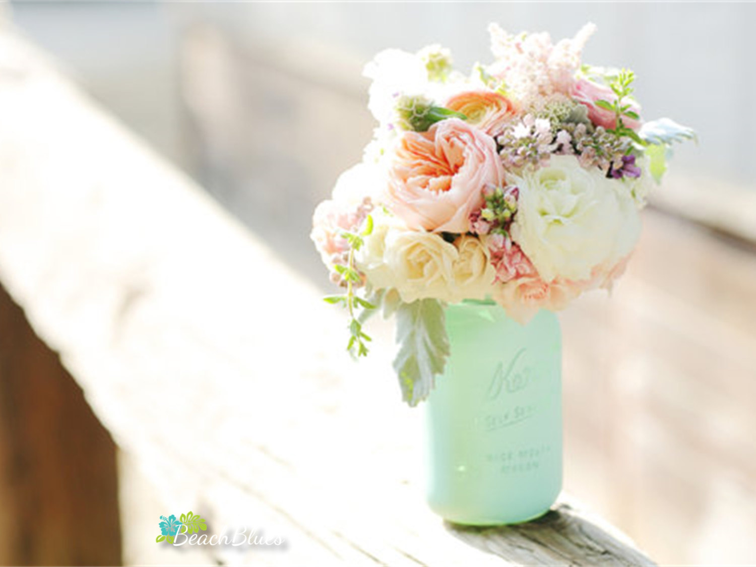painted mason jar to hold bouquet