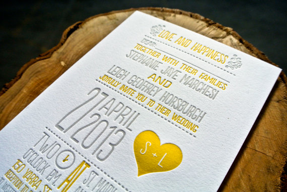 3 Easy Ways to Personalize Wedding Invitations (invites: wide eyes design) via EmmalineBride.com