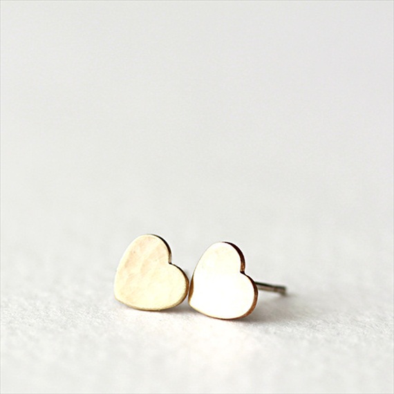petite heart earrings gold