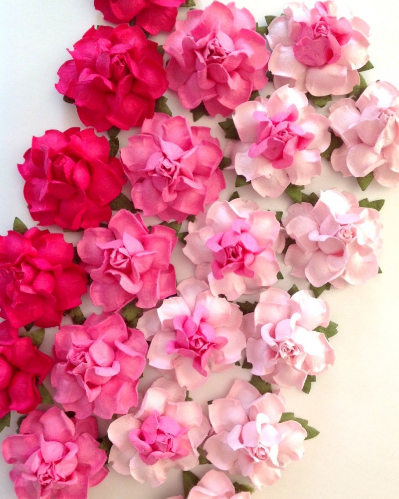 pink paper flowers ombre | Paper Flowers for DIY Projects https://emmalinebride.com/2015-giveaway/paper-flowers-for-diy-projects/