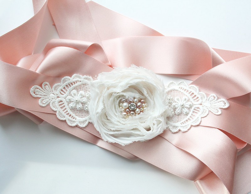 pink wedding dress sash | NEW Wedding Dress Sash Ideas via https://emmalinebride.com/bride/wedding-dress-sash-ideas/