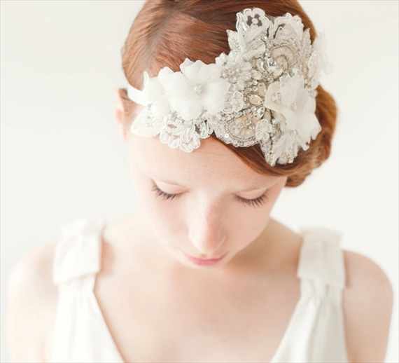 How to Rock a No Veil Wedding Look (via EmmalineBride.com) - rhinestone fascinator by Sibo Designs