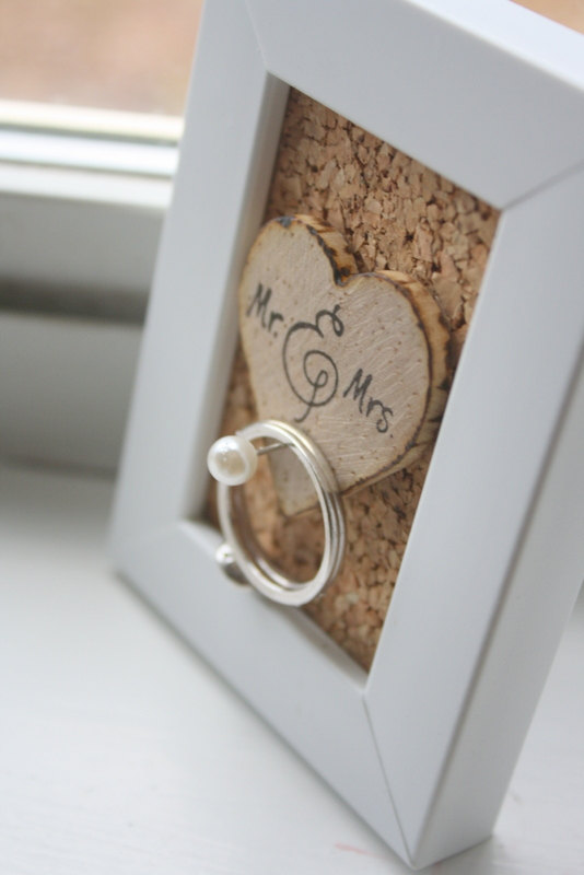 8 Creative Ring Holders (shabby chic ring holder by The Papery Nook)