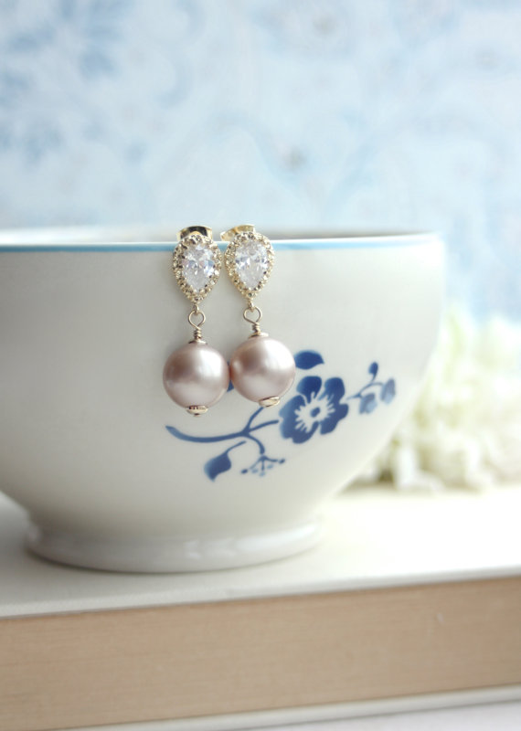 sparkly-pearl-wedding-earrings