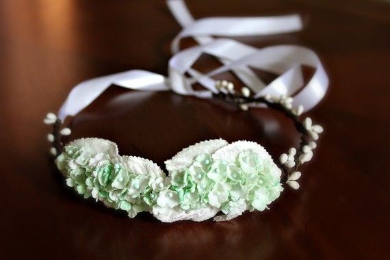 mint - spring wedding crowns | via http://emmalinebride.com/bride/spring-wedding-crowns/