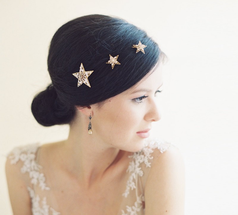 star bridal hair accessory | by Erica Elizabeth Designs | photo by Caroline Tran | via Starry Night Weddings https://emmalinebride.com/vintage/starry-night-weddings-ideas/