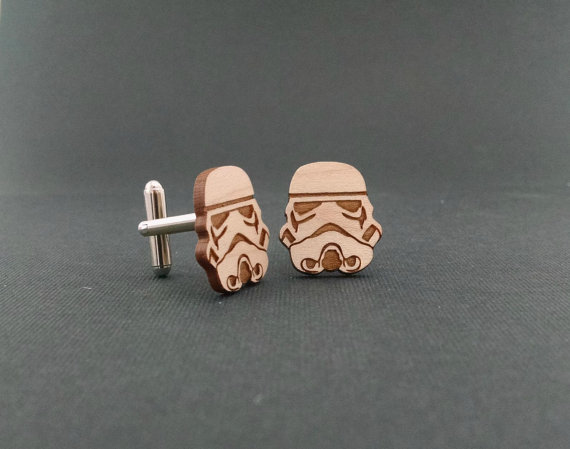 storm trooper cufflinks | Custom Cufflinks Groomsmen Gifts | via EmmalineBride.com