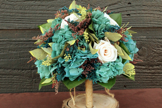 Themed Wedding Bouquets - Cottage Chic Wedding Bouquet