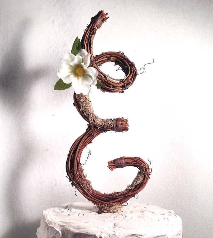 the original twig cake topper by blue ridge engraving | Nature Inspired Wedding Ideas | http://wp.me/p1g0if-x0y