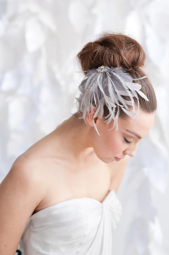 How to Rock a No Veil Wedding Look (via EmmalineBride.com) - feather hair clip by Tessa Kim, photo by Candice Benjamin
