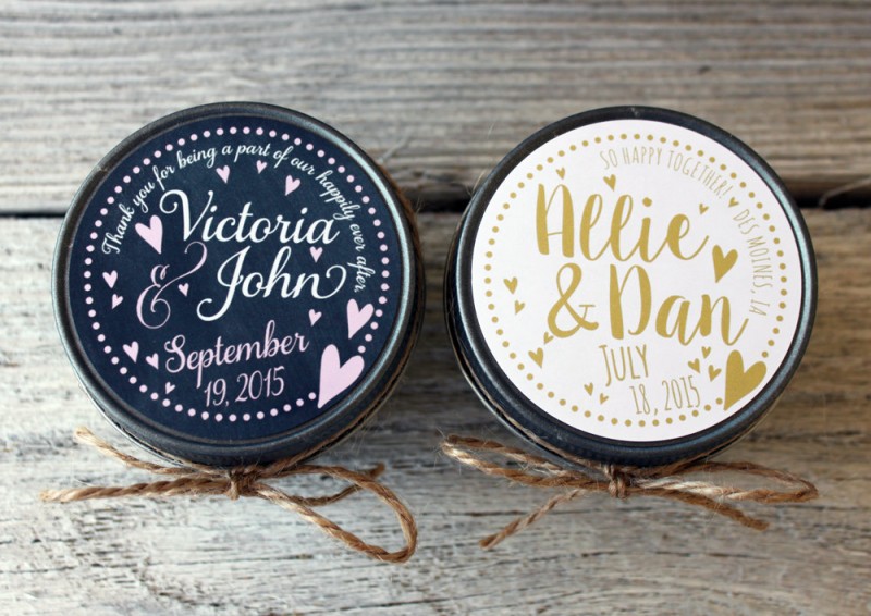 candle favors by veris candles and bath | https://emmalinebride.com/planning/scented-candles-at-wedding/